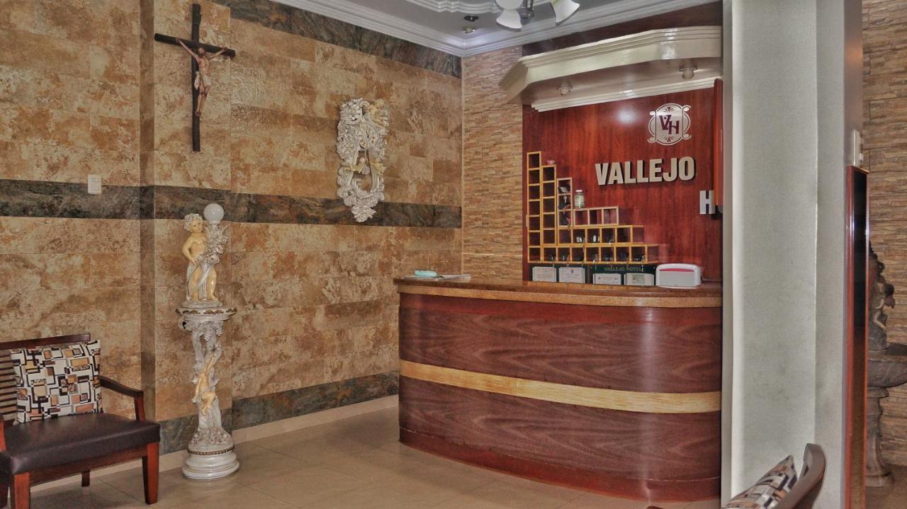 Vallejo Hotel Huaquillas Bagian luar foto