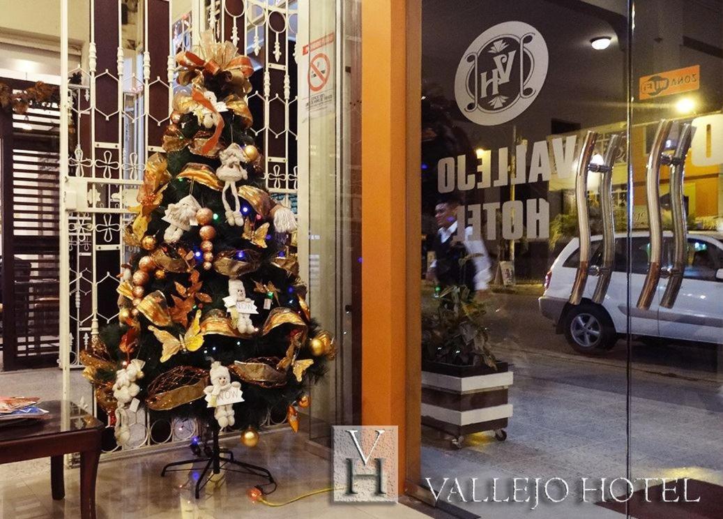 Vallejo Hotel Huaquillas Bagian luar foto