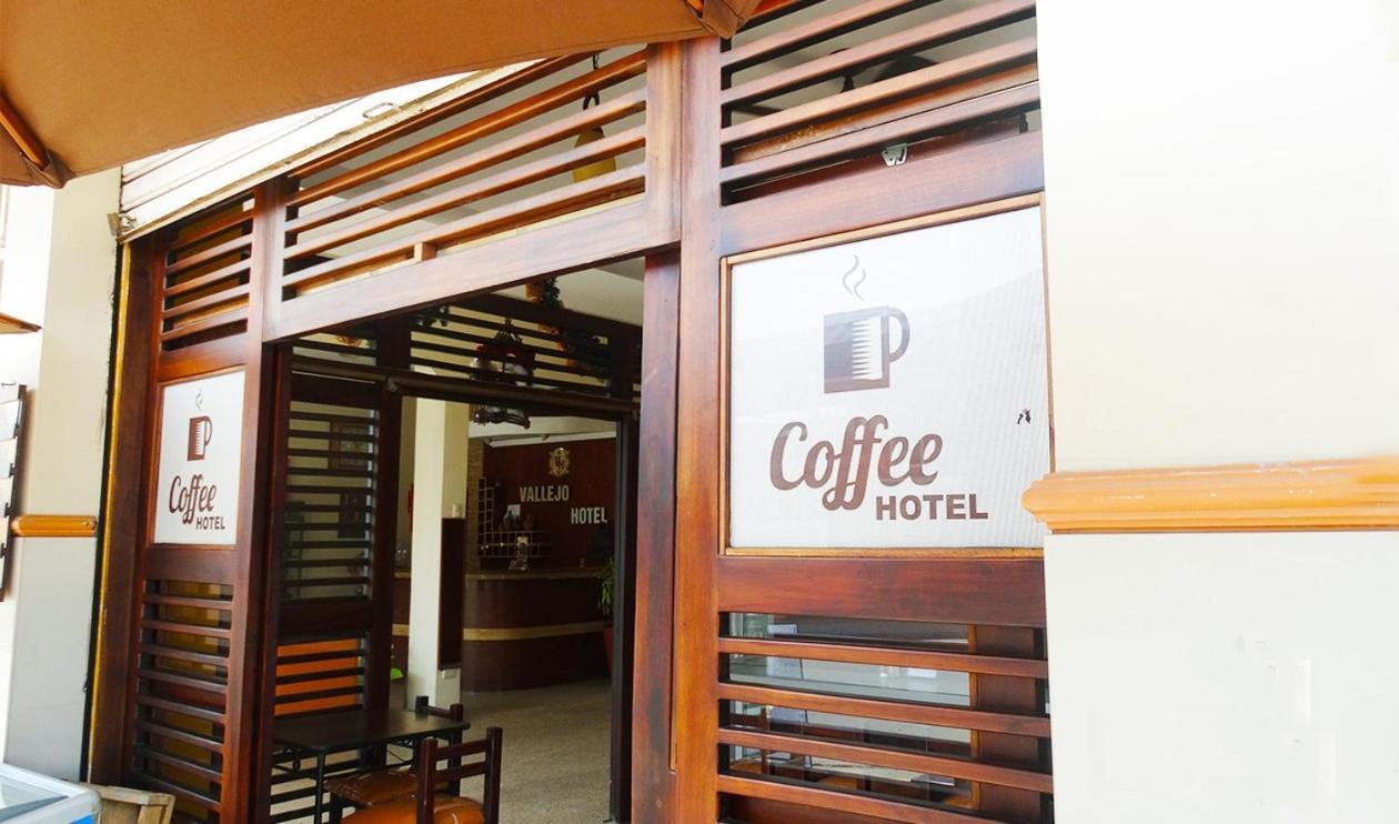 Vallejo Hotel Huaquillas Bagian luar foto