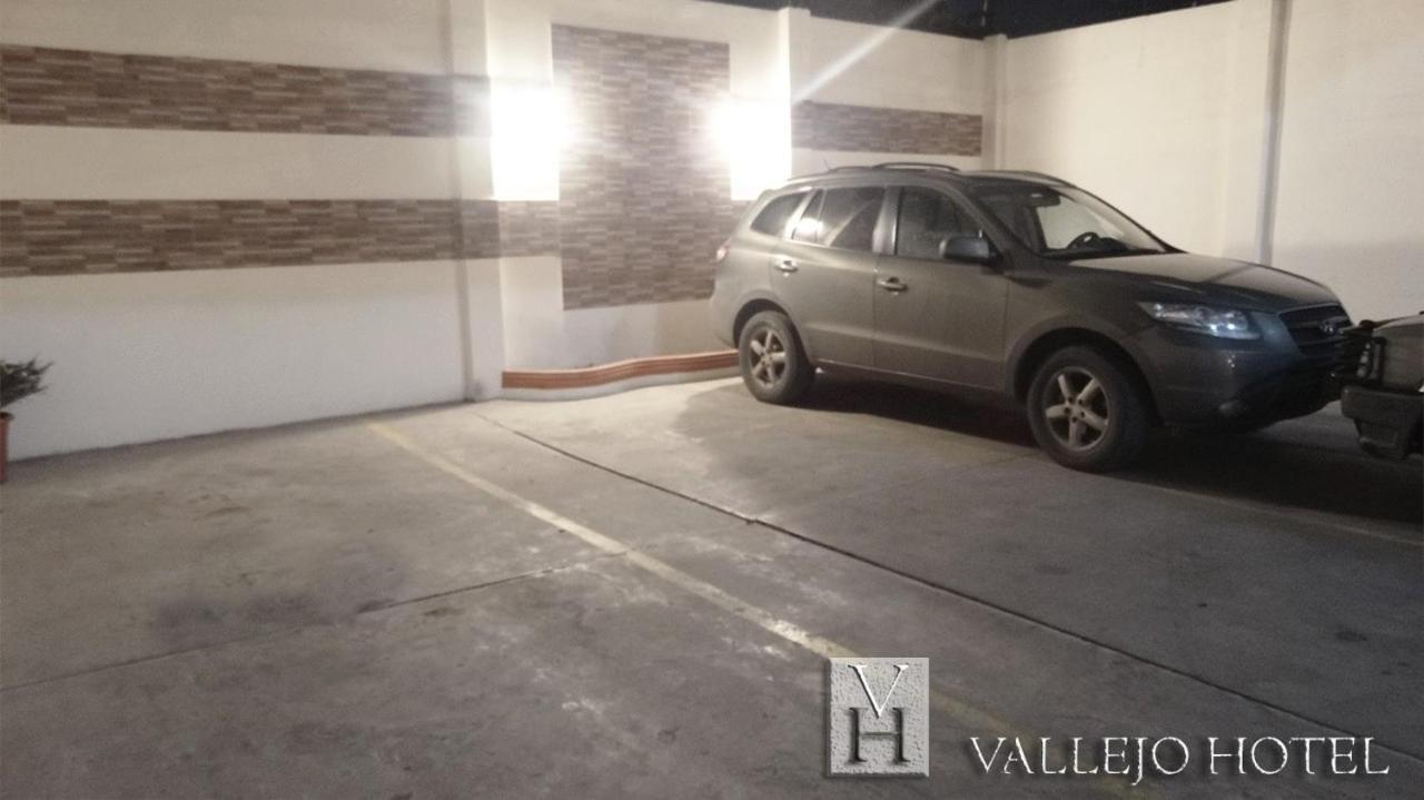 Vallejo Hotel Huaquillas Bagian luar foto