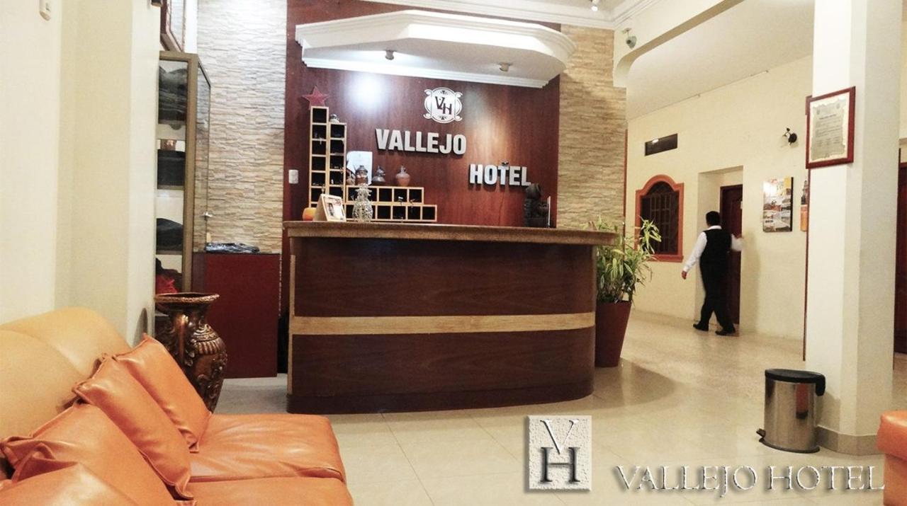 Vallejo Hotel Huaquillas Bagian luar foto